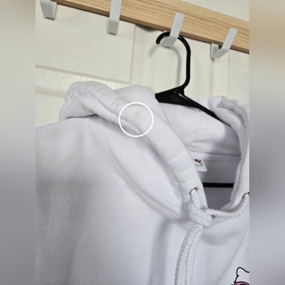 🚗 Hypland x Hello Kitty Hoodie | Car Break White | Size [L] - Picture 4 of 8